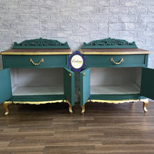 Cargar imagen en el visor de la galería, mesita de noche restauradas