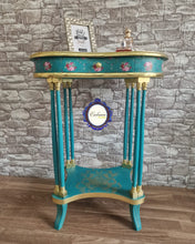 Cargar imagen en el visor de la galería, Mesita Auxiliar Renovada Kacha