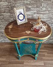 Cargar imagen en el visor de la galería, Mesita Auxiliar Renovada Kacha