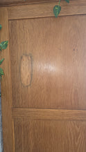 Cargar imagen en el visor de la galería, Archivador antiguo de persiana en roble macizo restaurado