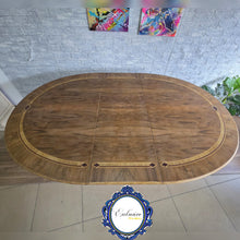 Cargar imagen en el visor de la galería, Mesa de Comedor Redonda Restaurada en Blanco y Madera Natural | Extensible Vintage
