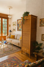 Cargar imagen en el visor de la galería, Archivador antiguo de persiana en roble macizo restaurado