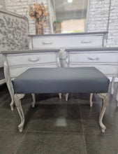 Cargar imagen en el visor de la galería, Conjunto de Dormitorio Blanco Envejecido y Gris