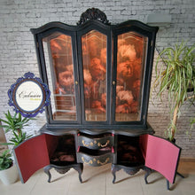 Cargar imagen en el visor de la galería, Vitrina Bosque de Rosas