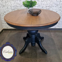 Cargar imagen en el visor de la galería, Mesa Redonda Extendible Restaurada Black
