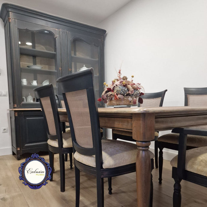 Tendencias decorativas 2025: muebles restaurados como protagonistas.