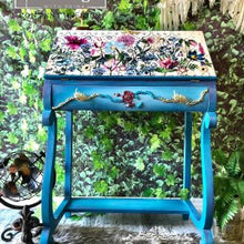 Cargar imagen en el visor de la galería, Papel Decoupage Re Design With Prima - FUCHSIA

