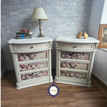 Cargar imagen en el visor de la galería, Mesitas de Noche Restauradas en Blanco con Decoupage Floral Vintage
