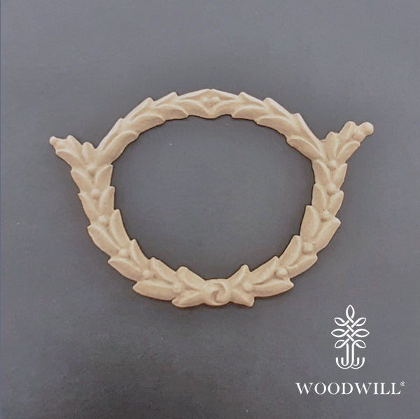 Wood Carved Decorative Wreath 9.5cm. X 14