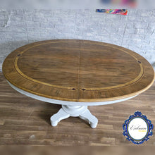 Cargar imagen en el visor de la galería, Mesa de Comedor Redonda Restaurada en Blanco y Madera Natural | Extensible Vintage
