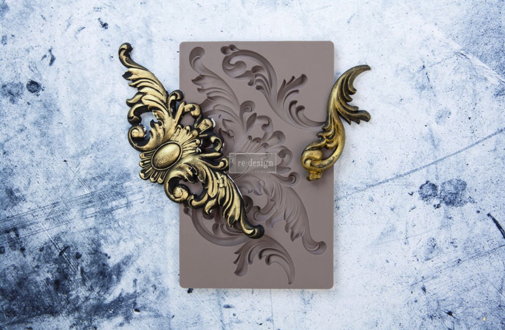 Moldes Re Design With Prima THORTON MEDALLION